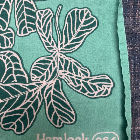 Hemlock Scarf - Picture 2 of 3